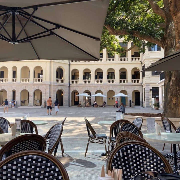 Al Fresco Restaurants Hong Kong, Outdoor Terrace: Café Claudel