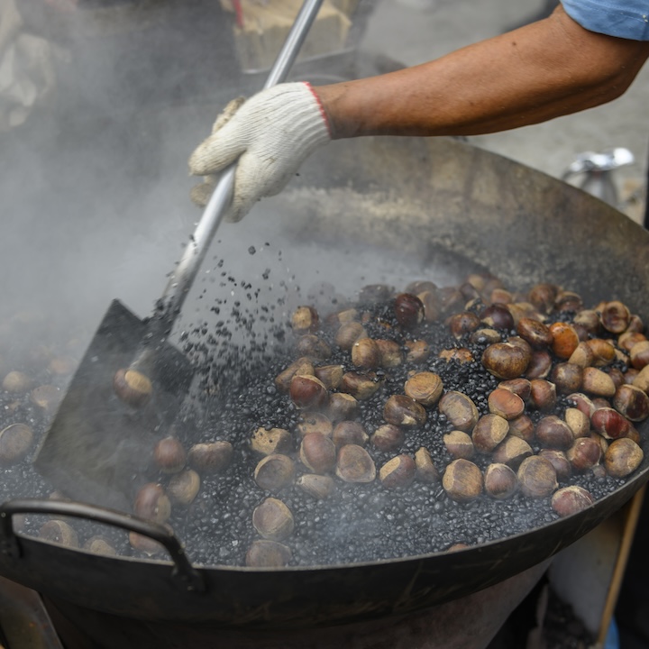 Hong Kong street food: roasted chestnuts street vendor