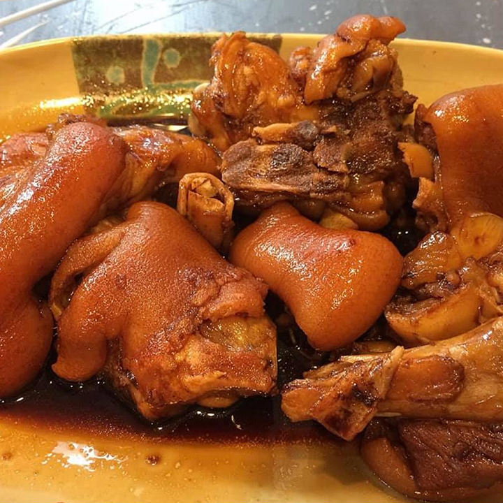 Tai Hang Neighbourhood Guide Hong Kong New York Club pork shoulder local restaurant hk