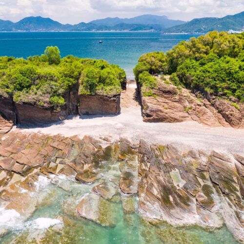 tung ping chau guide hong kong history rock formations beach